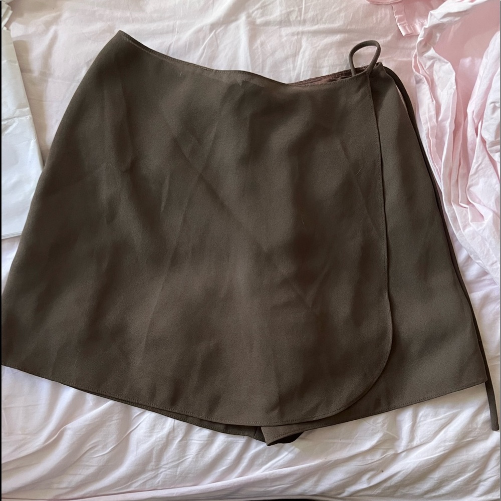 Nicole Miller skort